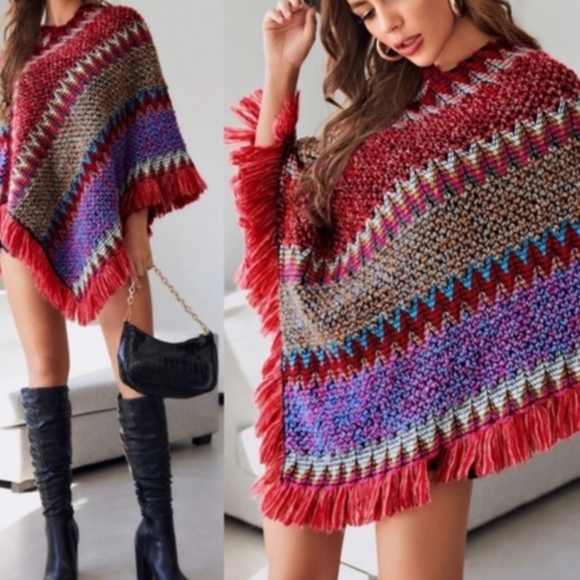Fringe hem Poncho sweater - Picture 6 of 6